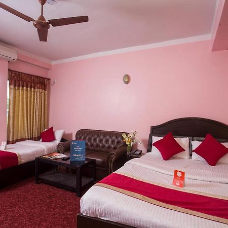 Oyo 161 Ram Janaki Hotel Катманду Экстерьер фото